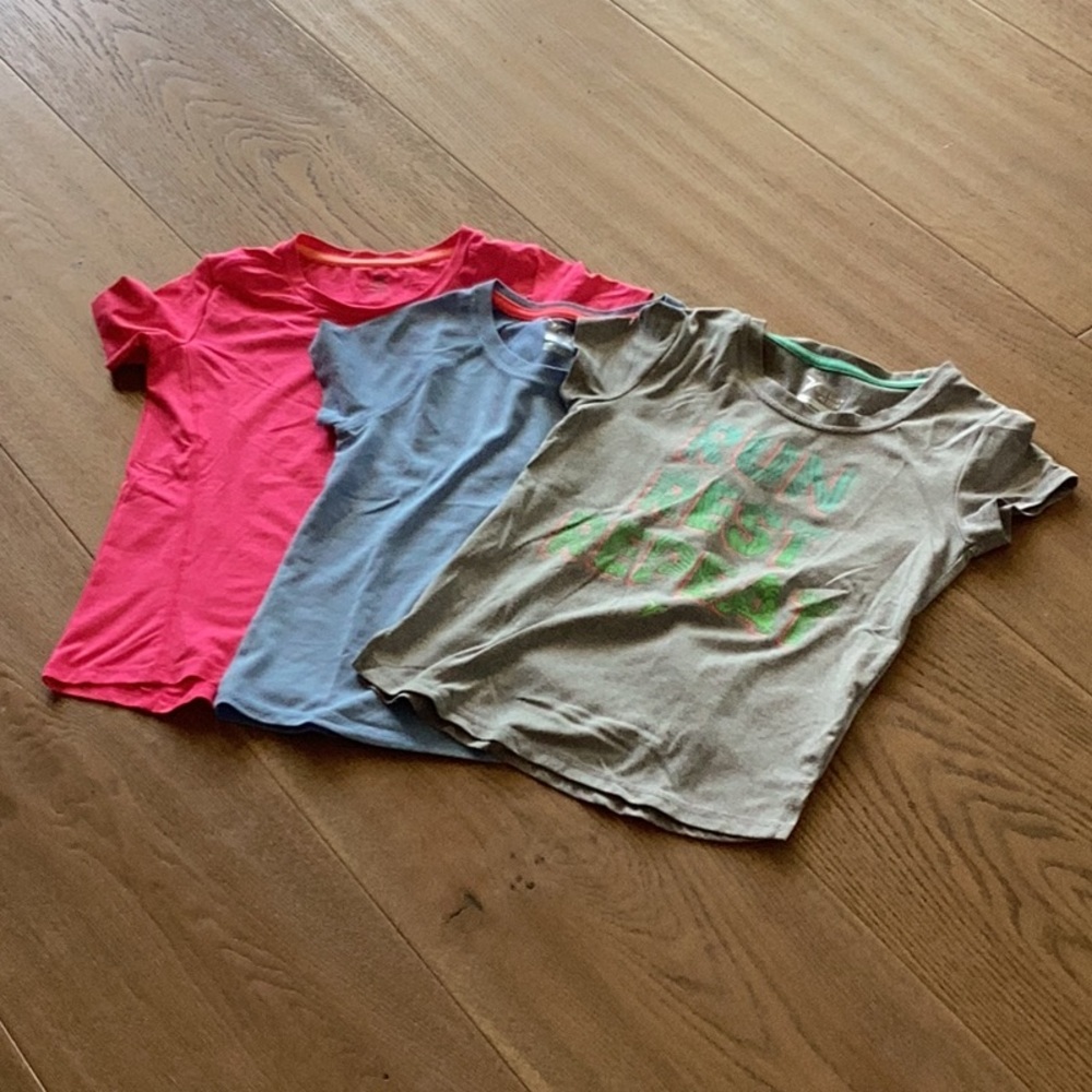 Vibrant Coral, Calming Blue and Soothing Gray Short Sleeve Tees